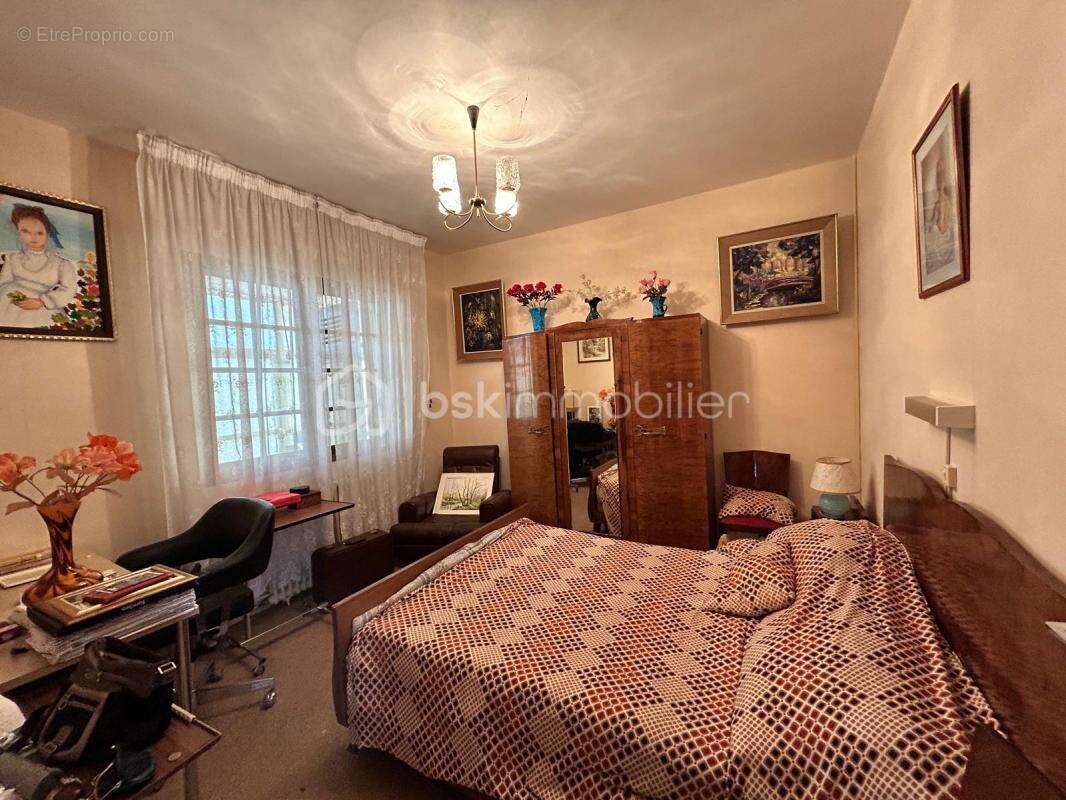 Maison à LA LANDE-DE-FRONSAC