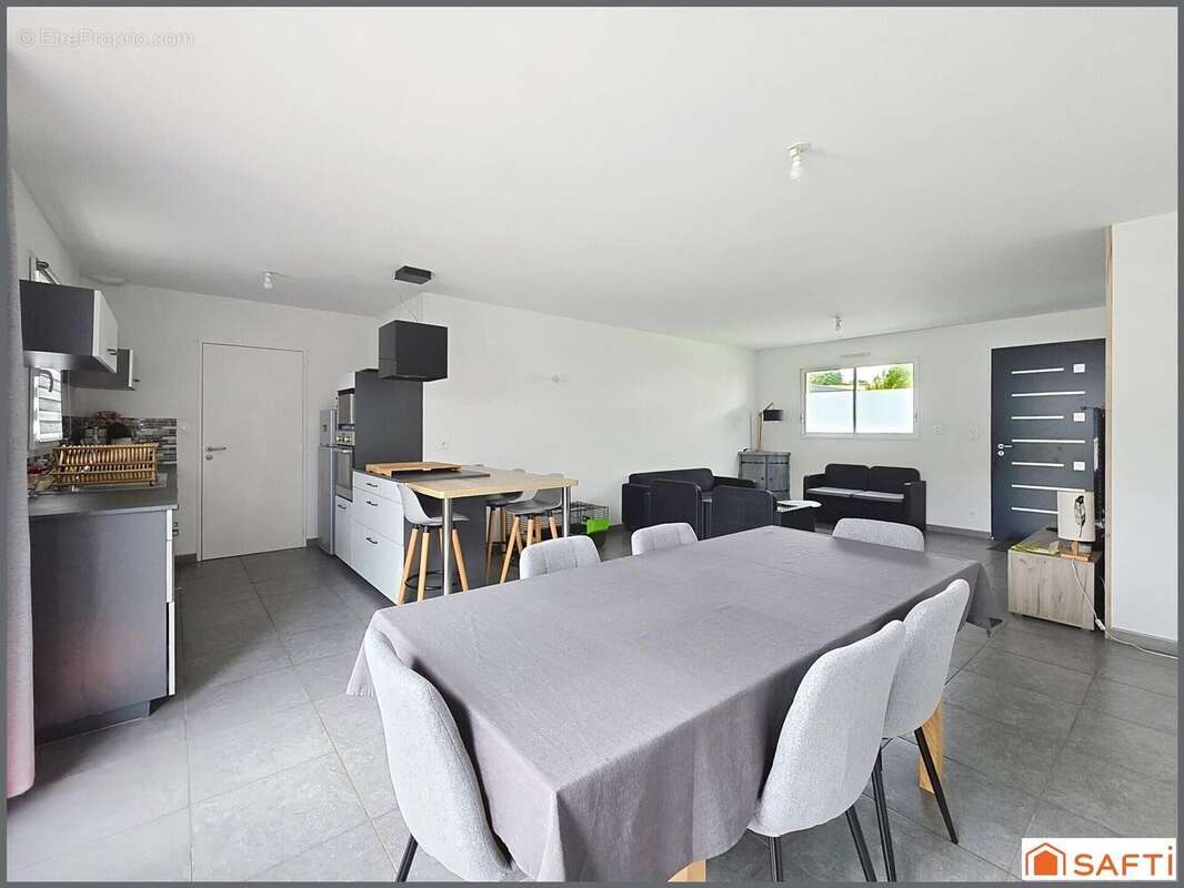 Photo 3 - Maison à ANDREZE