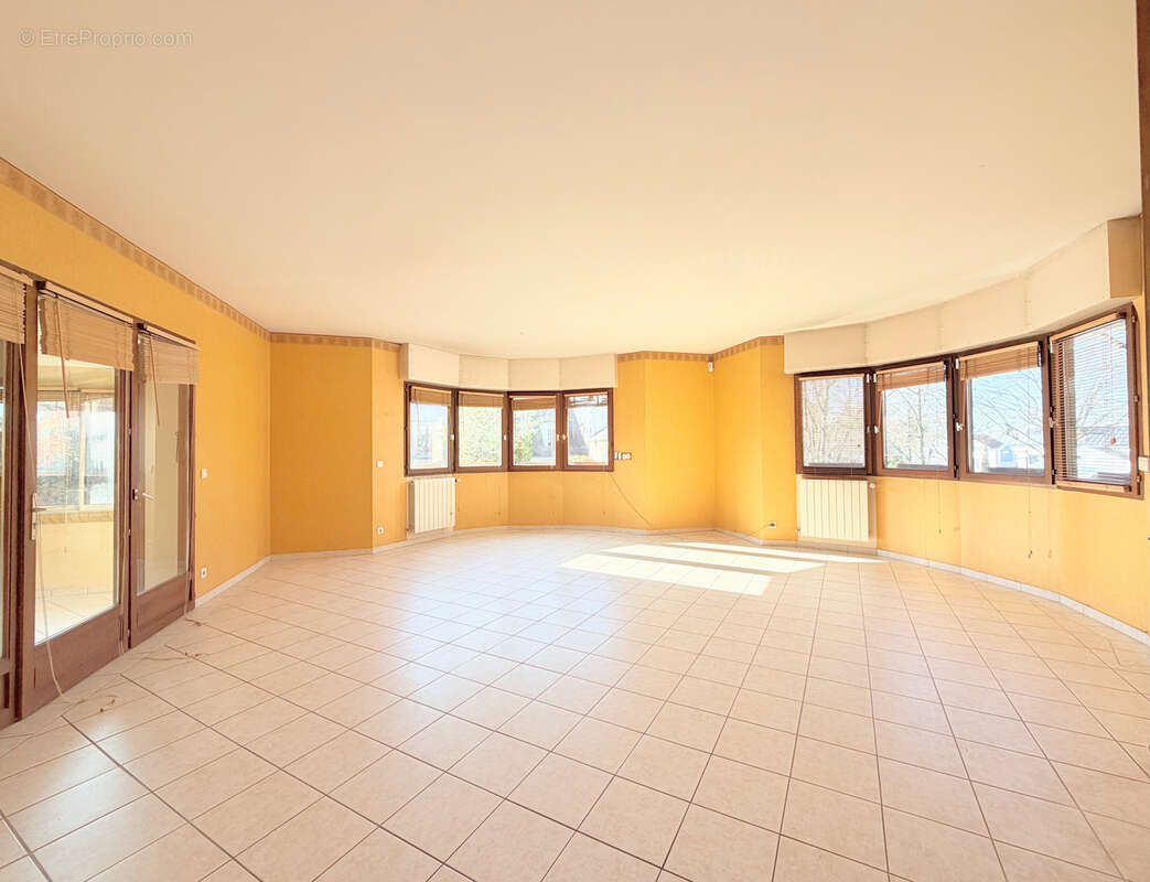 Maison à RUEIL-MALMAISON