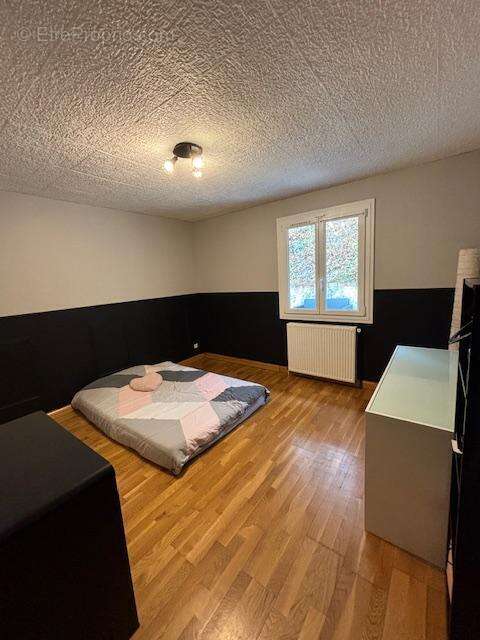 Maison à CIRES-LES-MELLO