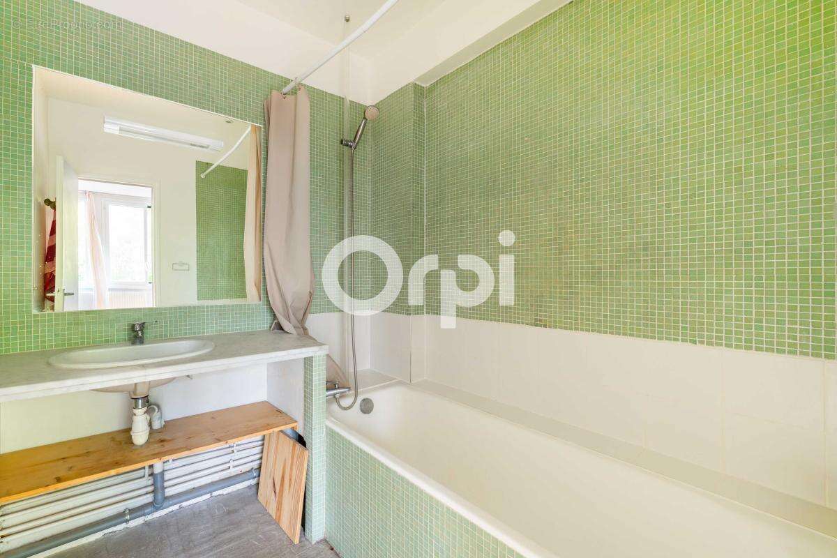 Appartement à PARIS-12E