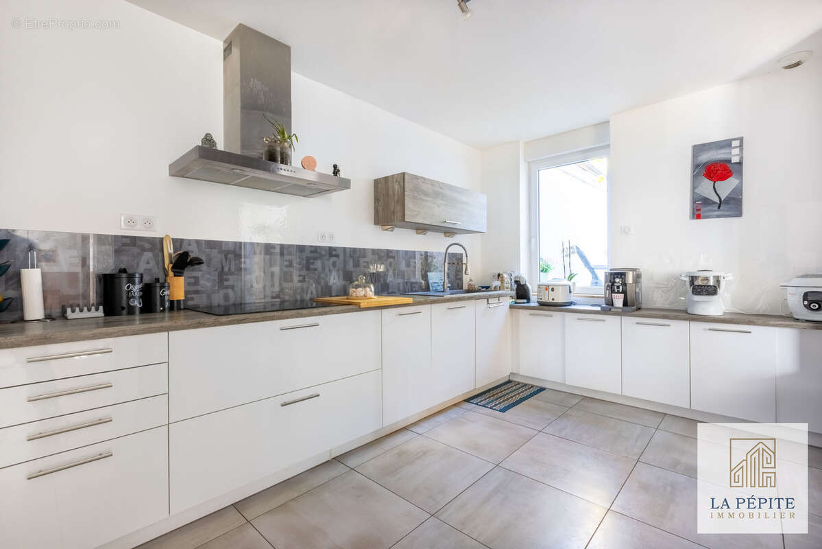 Maison à BRUILLE-SAINT-AMAND