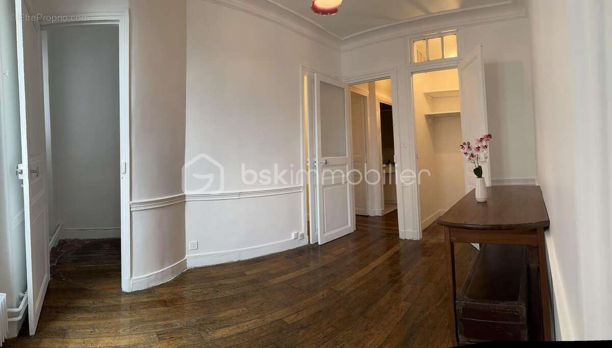 Appartement à AUBERVILLIERS