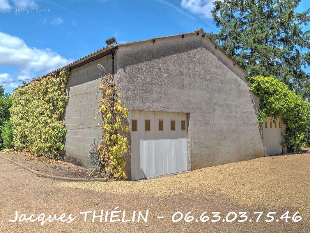 Maison à LONGUE-JUMELLES