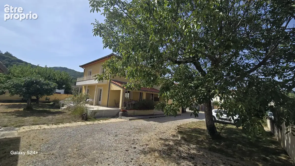 Maison 6 pièces - 200m² - photo 3