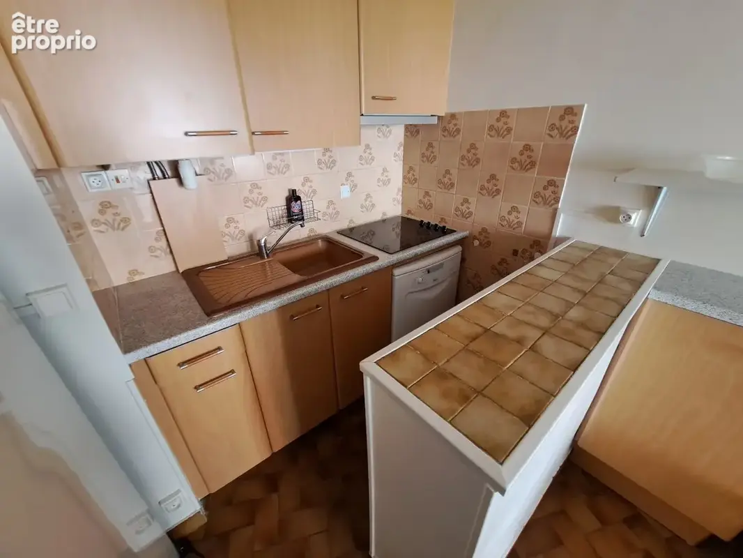 LE CAP D'AGDE - MOLE- appartement T2 avec parking, au 1er étage, à min à pied de la mer - photo 5
