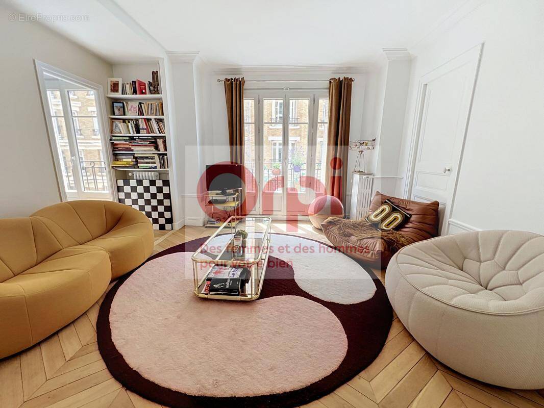 Appartement à ISSY-LES-MOULINEAUX