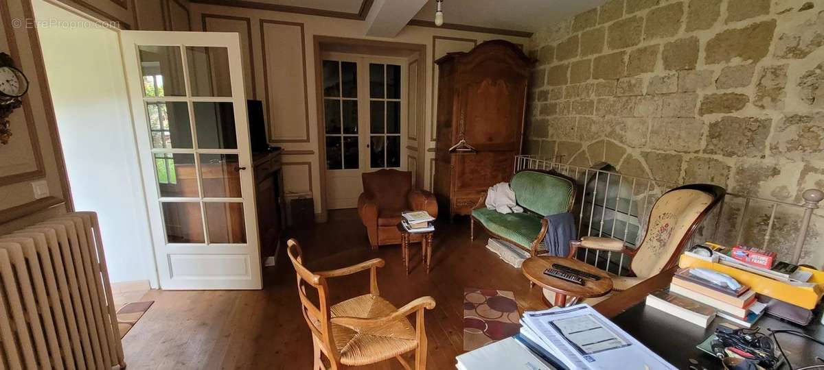 Maison à SAINT-JEAN-D&#039;ANGELY