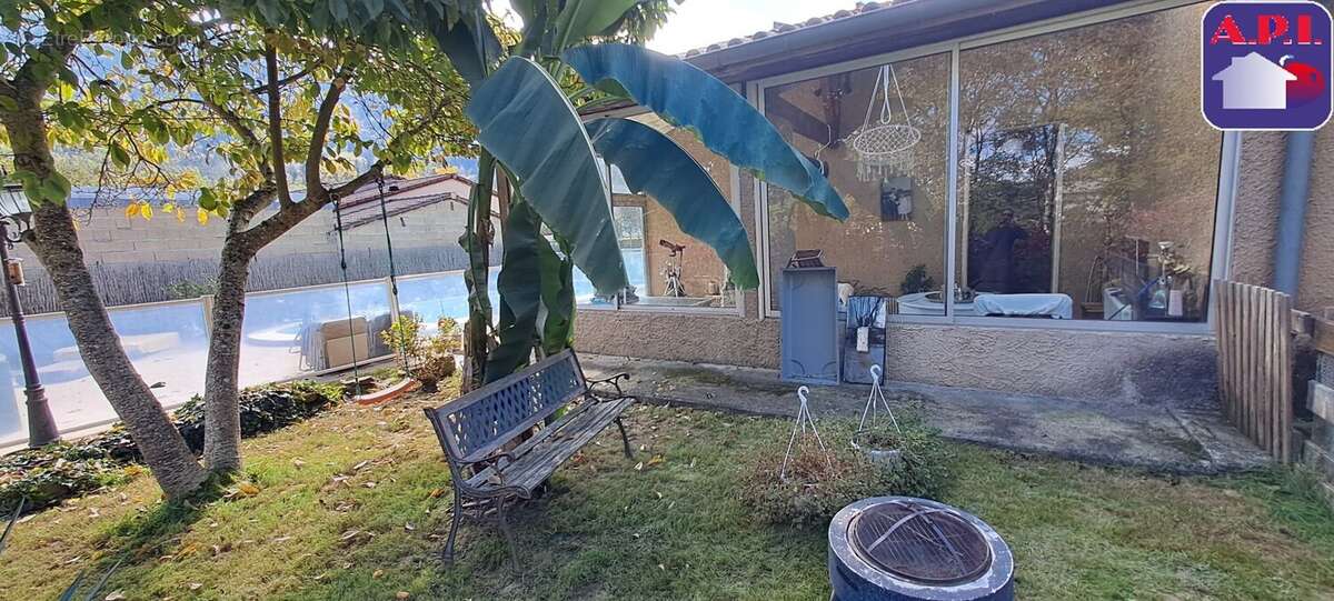 Maison à FOUGAX-ET-BARRINEUF