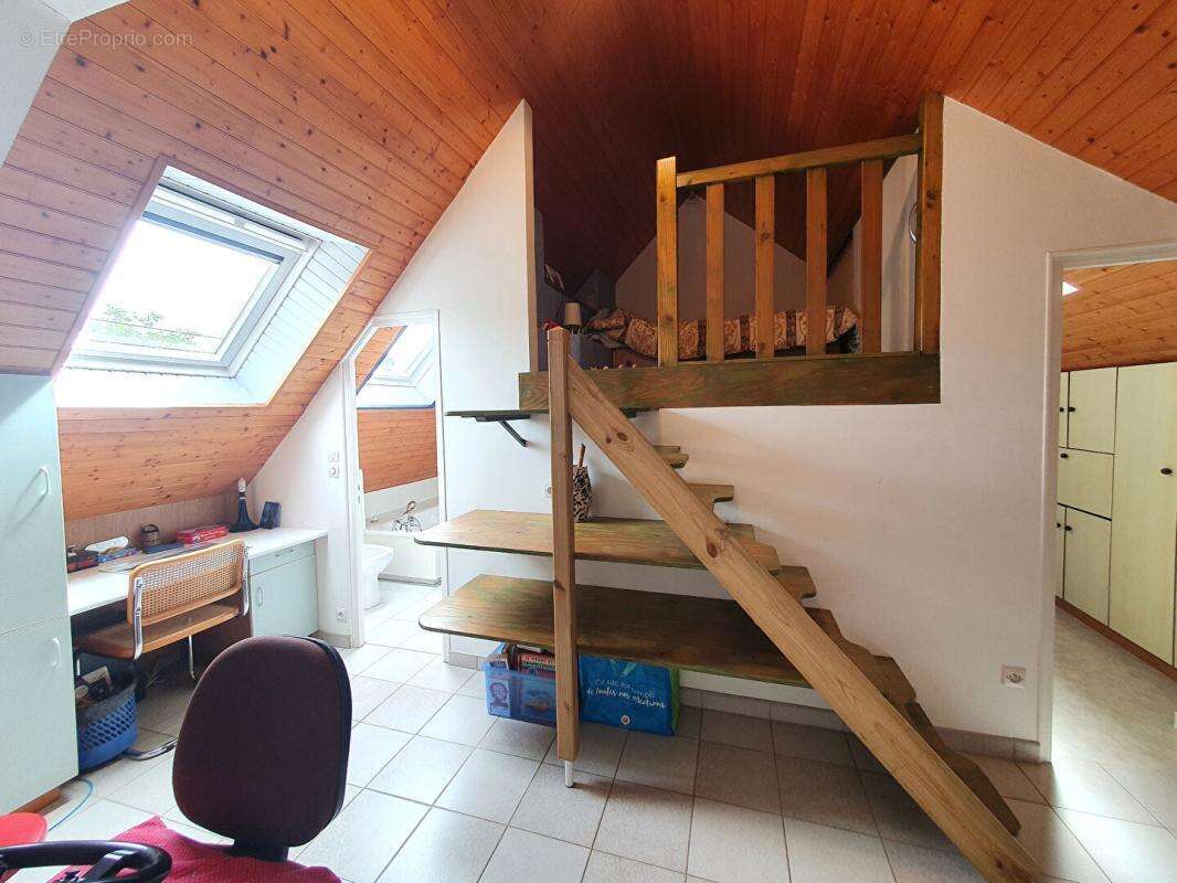 Maison atypique 78 m² - photo 10