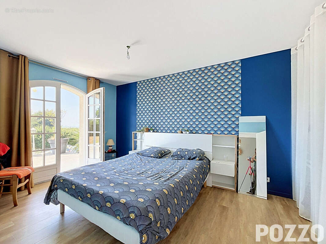 Maison Bréhal (50290) 8 pièce(s) 181 m2 terrain 1050 m² - photo 5
