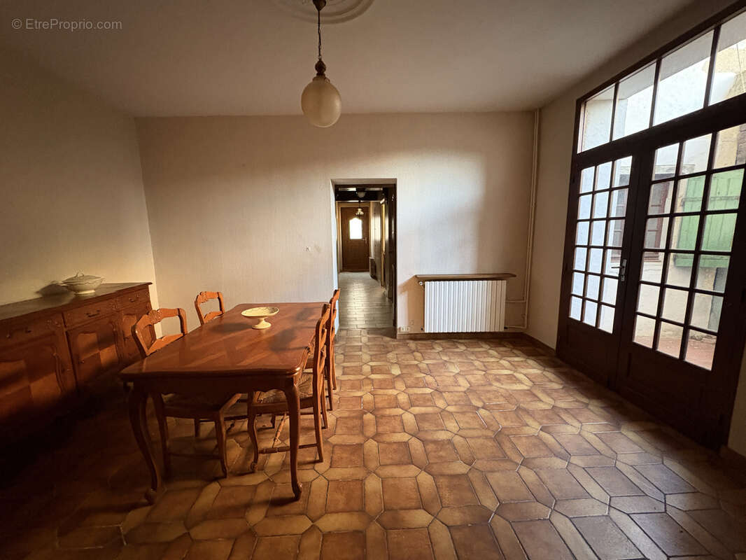 Maison à SAINT-MACAIRE