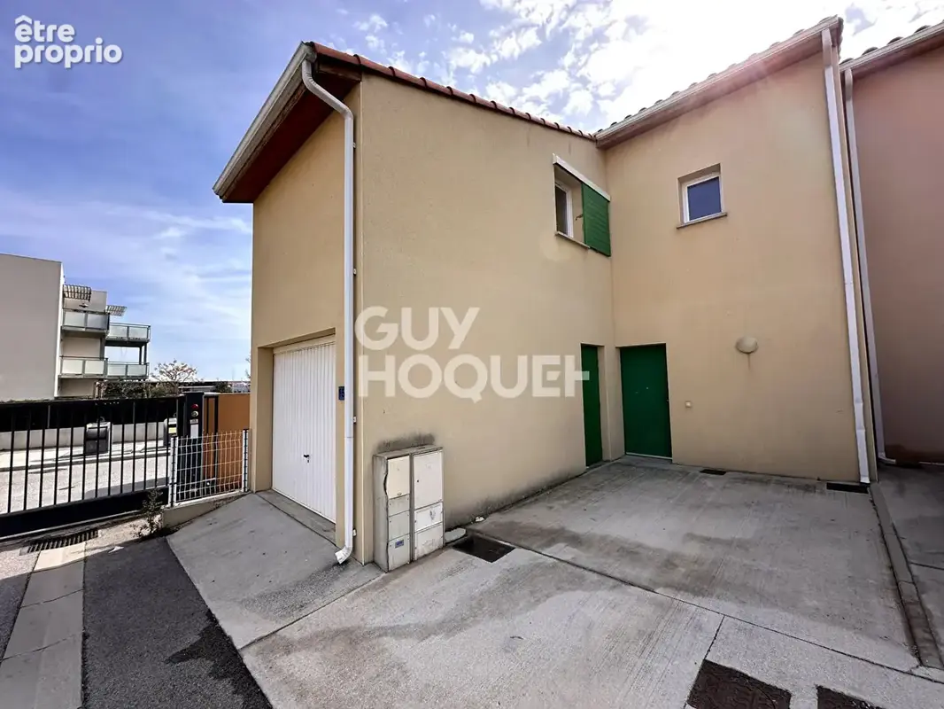 Porte d'Espagne Maison F4 de 81 m² en 3 faces avec garage et parking - photo 16