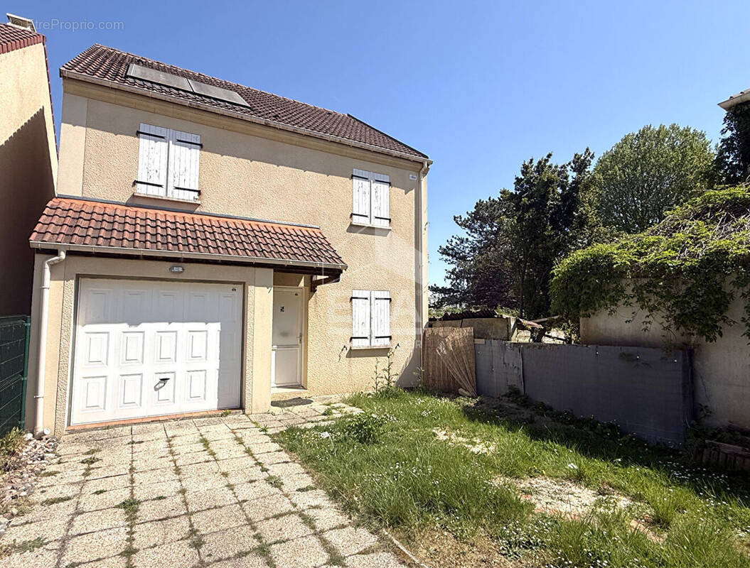 Maison à NANGIS
