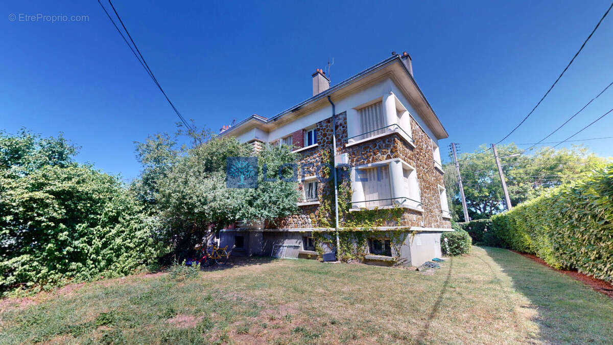 Appartement à ATHIS-MONS