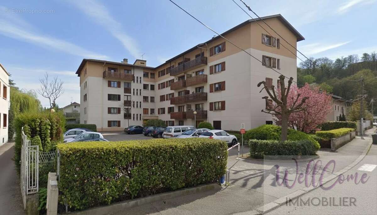 Appartement à AIX-LES-BAINS