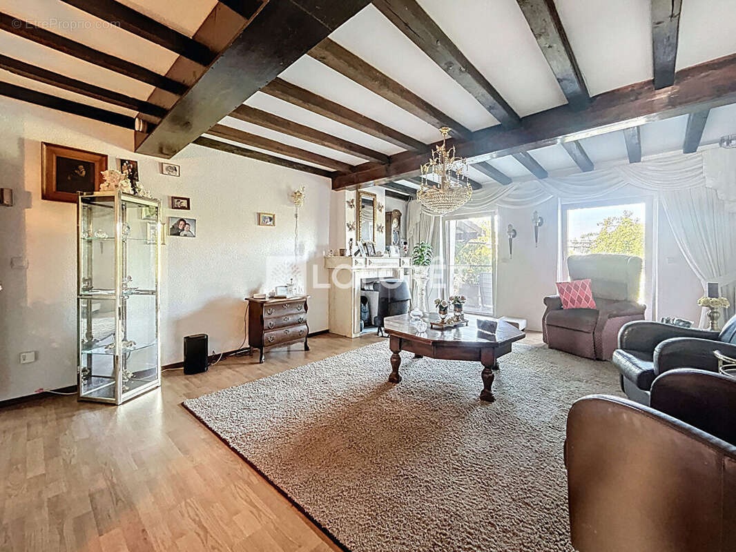 Maison à BOULT-AUX-BOIS