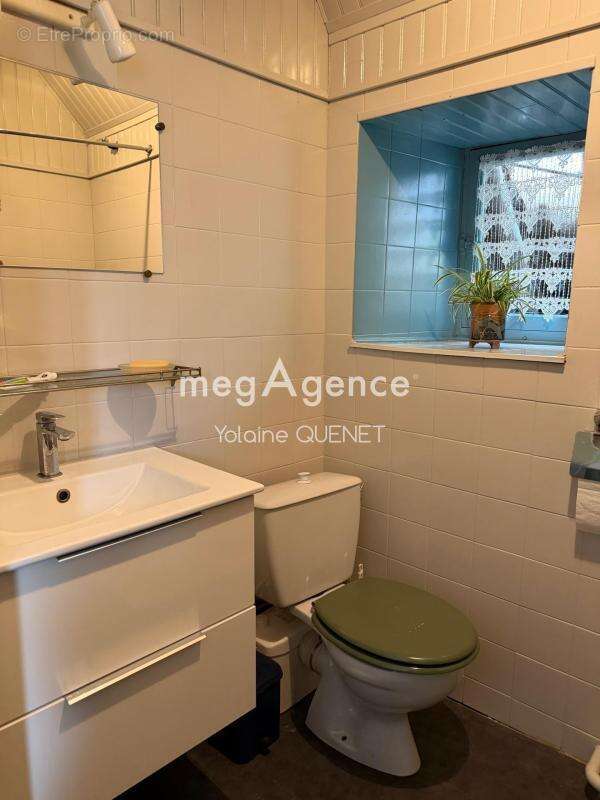 Maison à ENTRAYGUES-SUR-TRUYERE