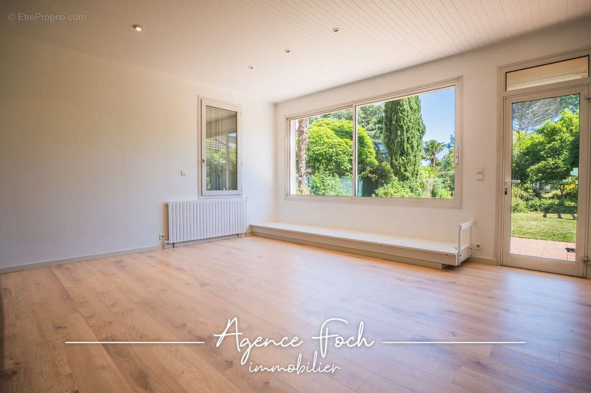 Maison à ODOS