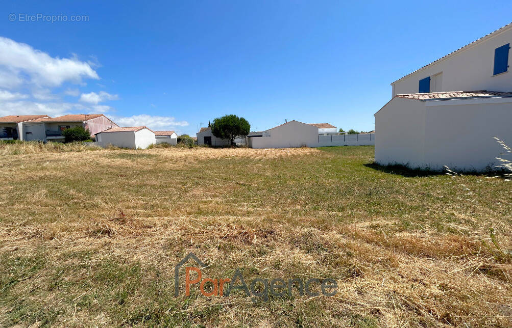 Terrain à SAINT-PALAIS-SUR-MER