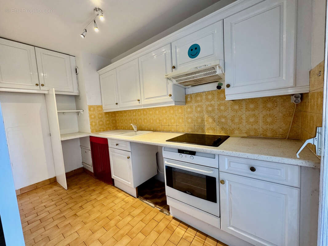 Appartement à VALLAURIS