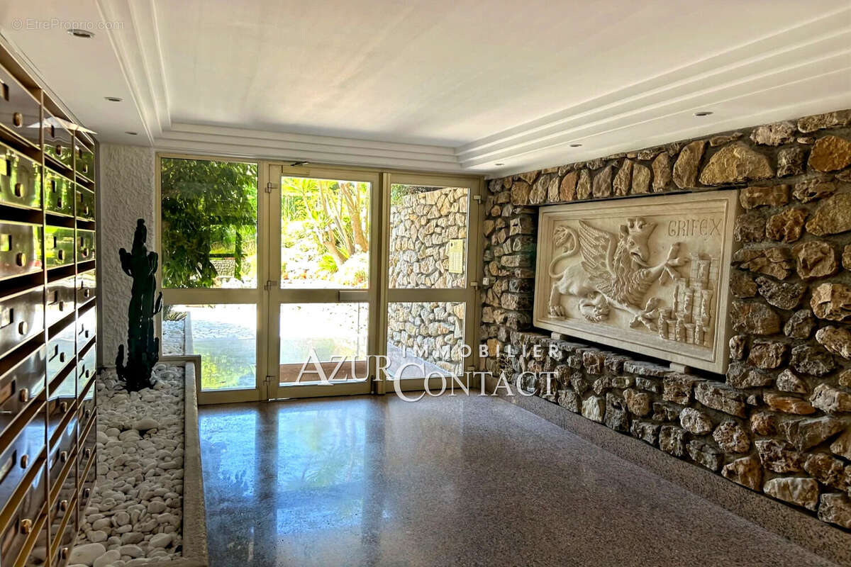 Appartement à LE CANNET