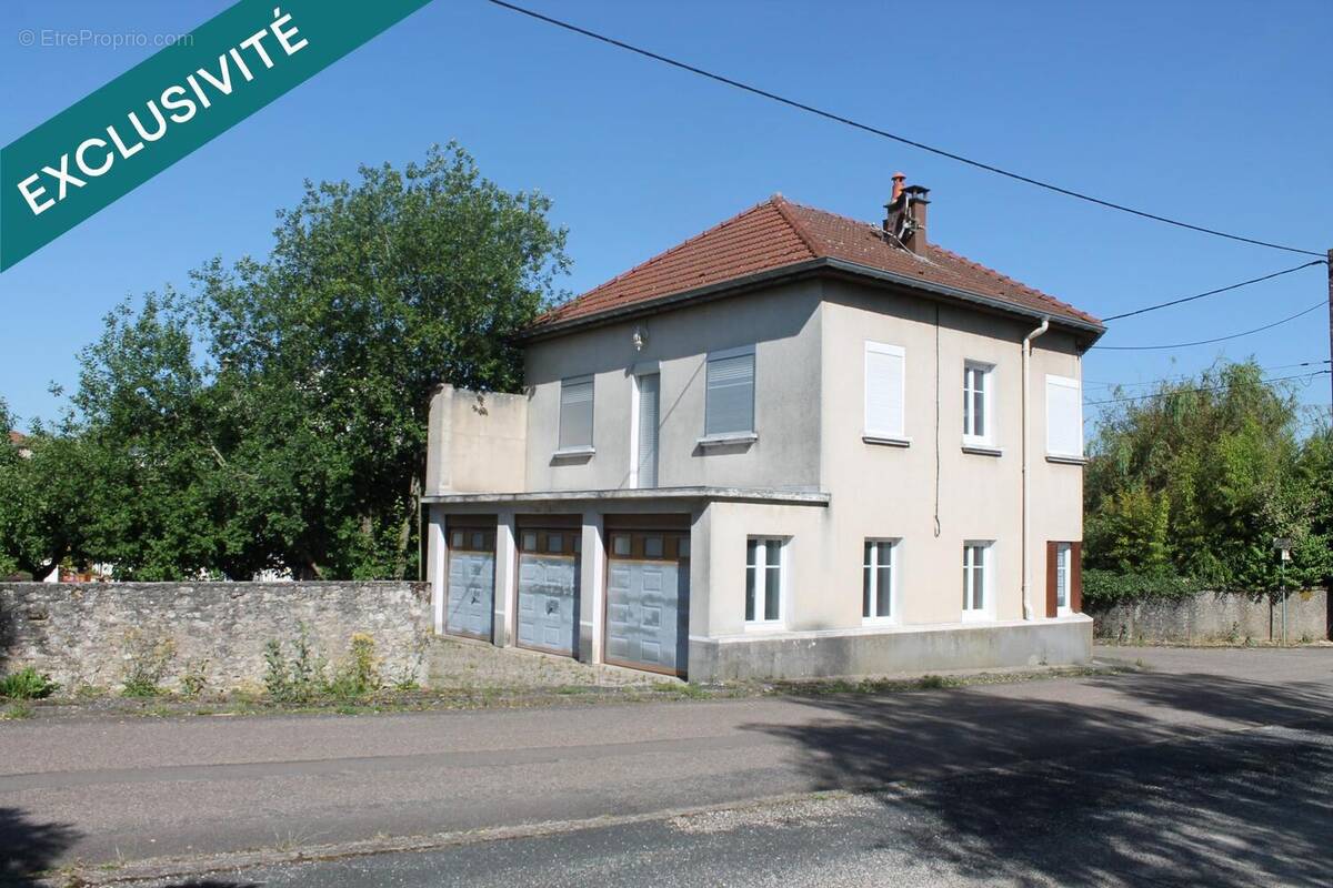 Photo 1 - Maison à AILLIANVILLE