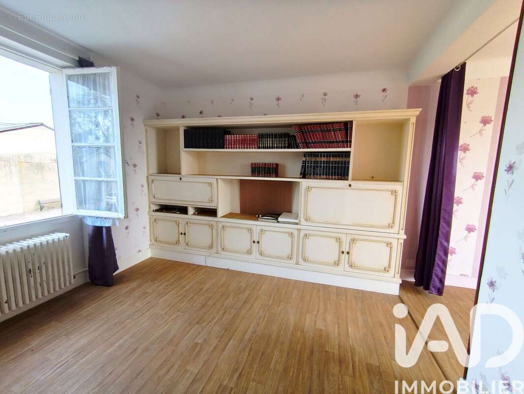 Maison 150 m² à Louze  - photo 6