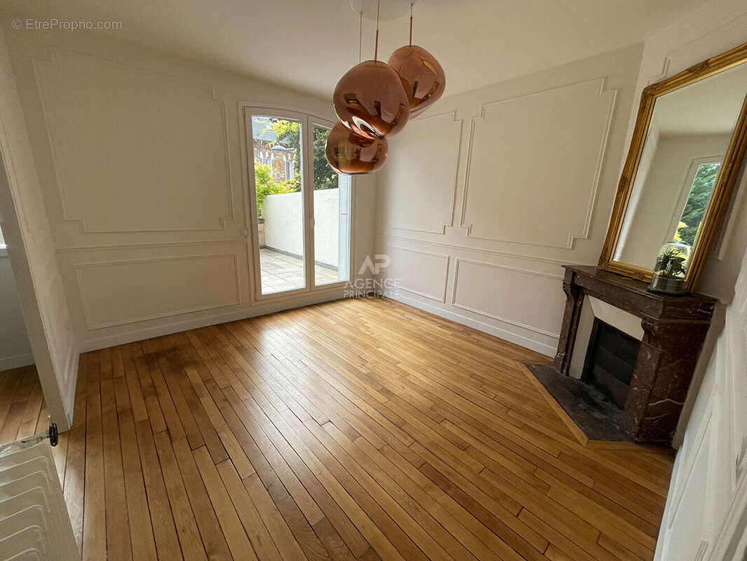 Appartement à CHAVILLE