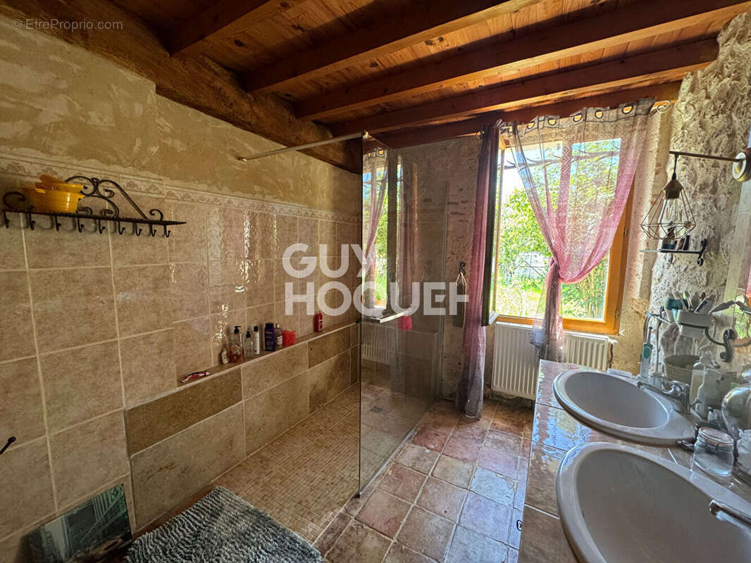 Maison à CASTELCULIER