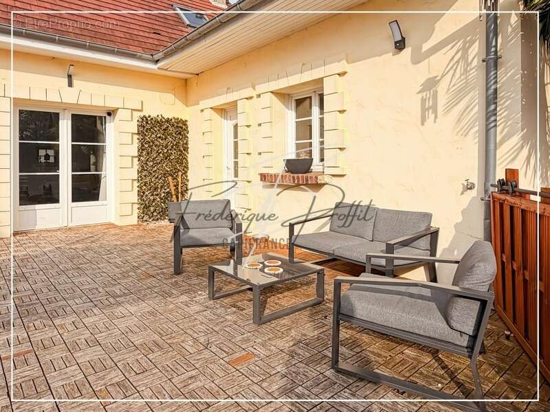 Maison à BREUIL-LE-VERT