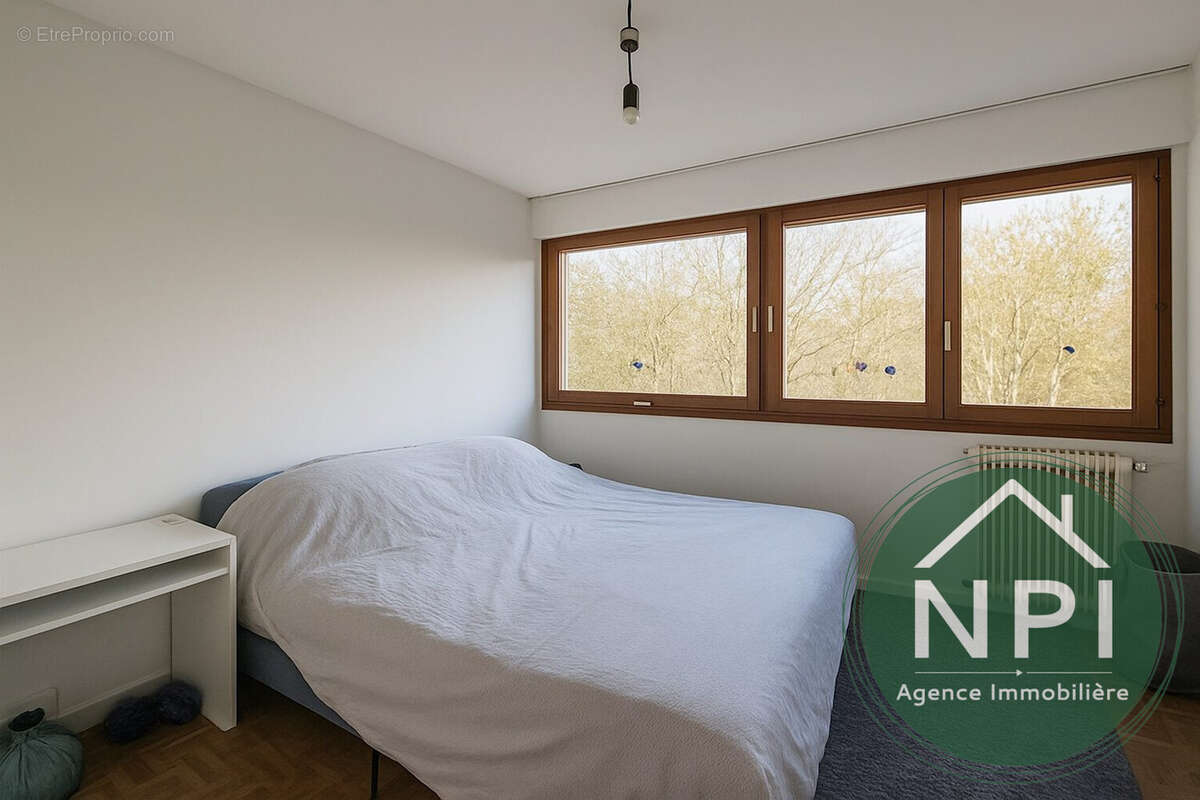 Appartement à VAUX-LE-PENIL