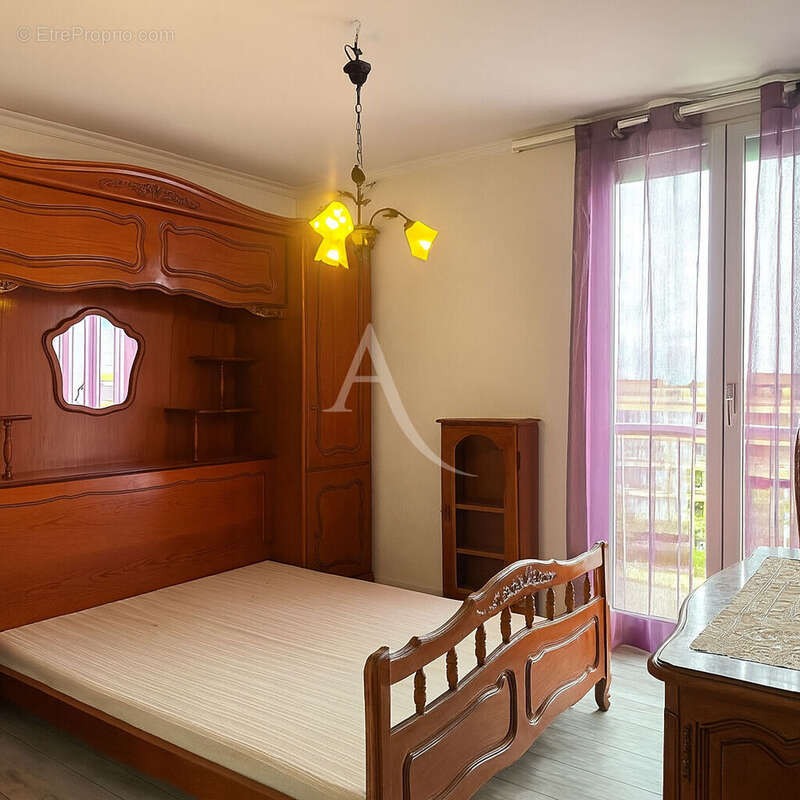 Appartement à PORT-DE-BOUC