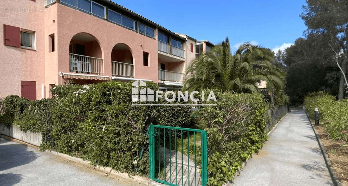 Appartement à FREJUS