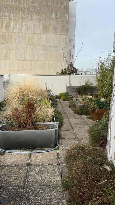 Appartement à PARIS-10E