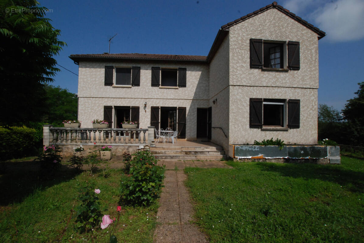 Maison à LE ROC