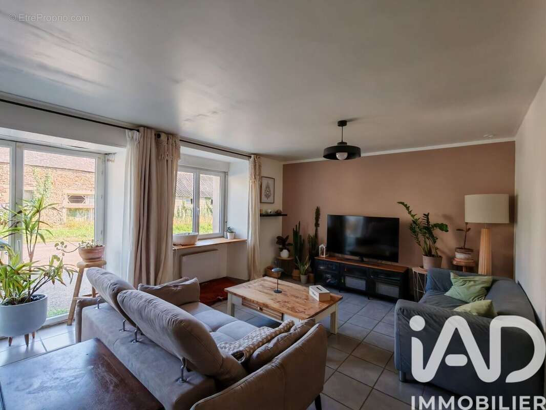 Photo 3 - Maison à CAMPENEAC