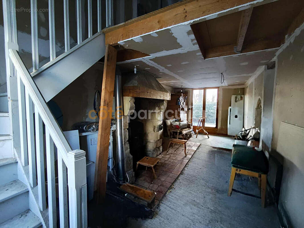 Maison à LA HOUBLONNIERE