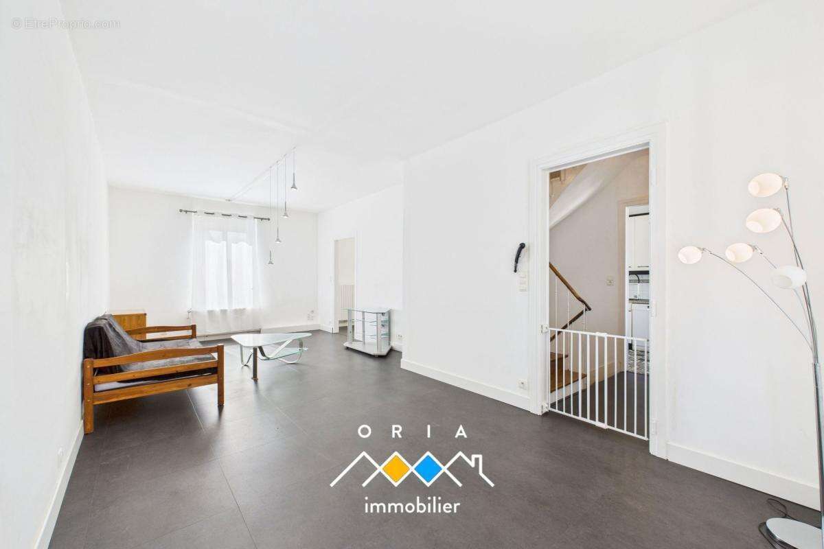 Maison à PAGNY-SUR-MOSELLE