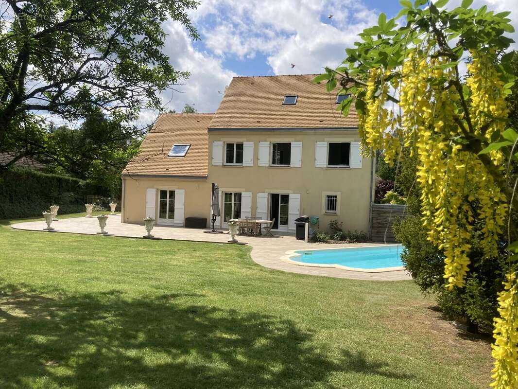 Maison à RAMBOUILLET