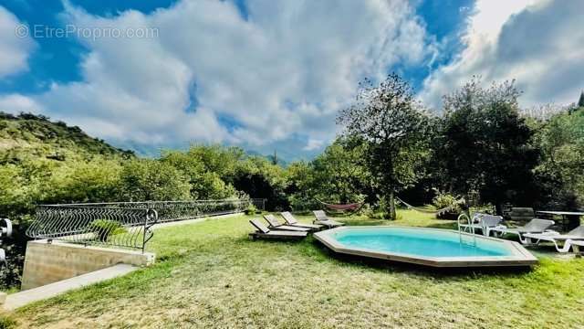 Maison à VILLELONGUE-DELS-MONTS