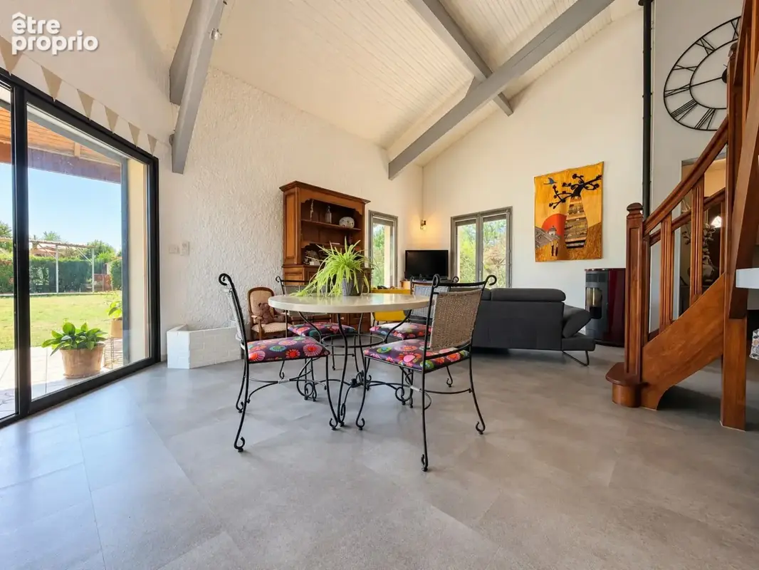 Maison 120 m² – 4 chambres – Séjour cathédrale – Piscine – Terrain 1 300 m² - photo 4