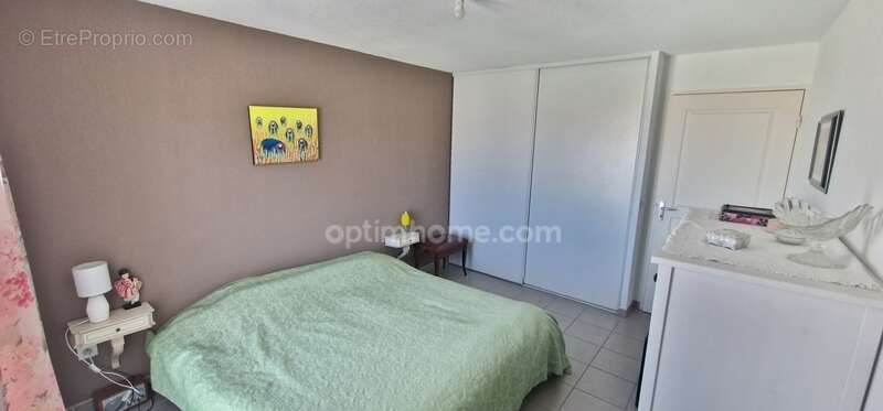 Appartement à CHATEAUNEUF-LES-MARTIGUES