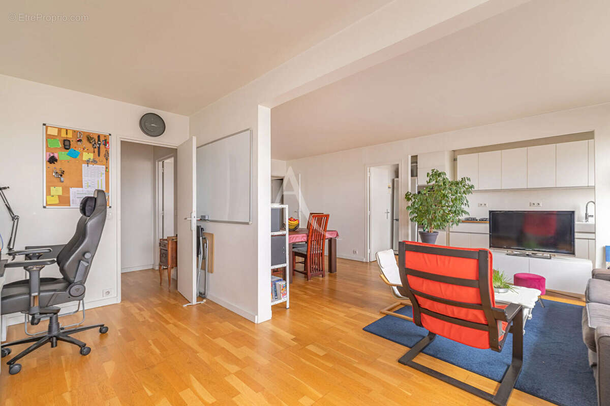 Appartement à LE BOURGET