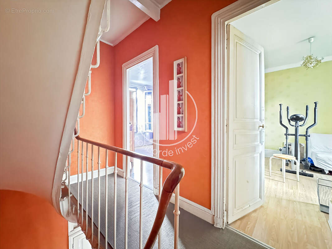 Maison à ASNIERES-SUR-SEINE