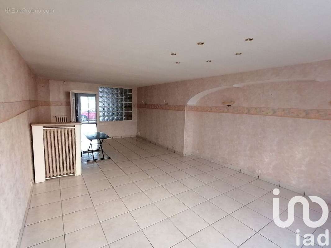 Photo 2 - Maison à CHATEAU-RENAULT