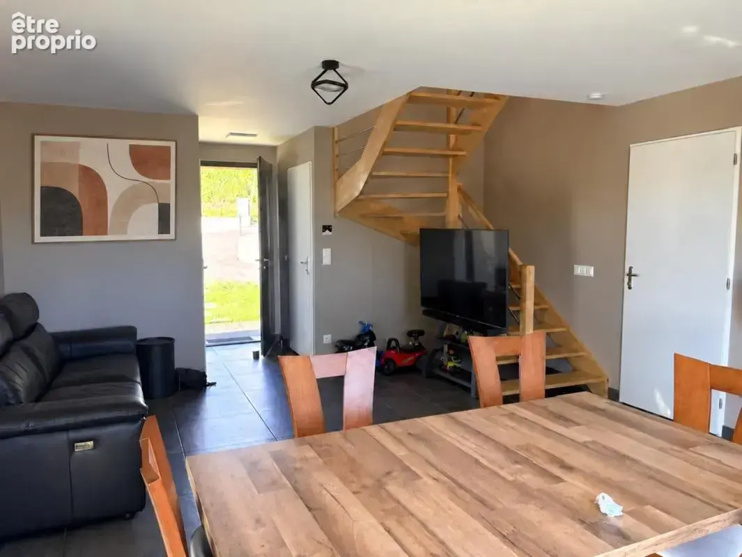 Maison de 2022 – jardin de 1 000 m², terrasse plein sud et confort énergétique - photo 5