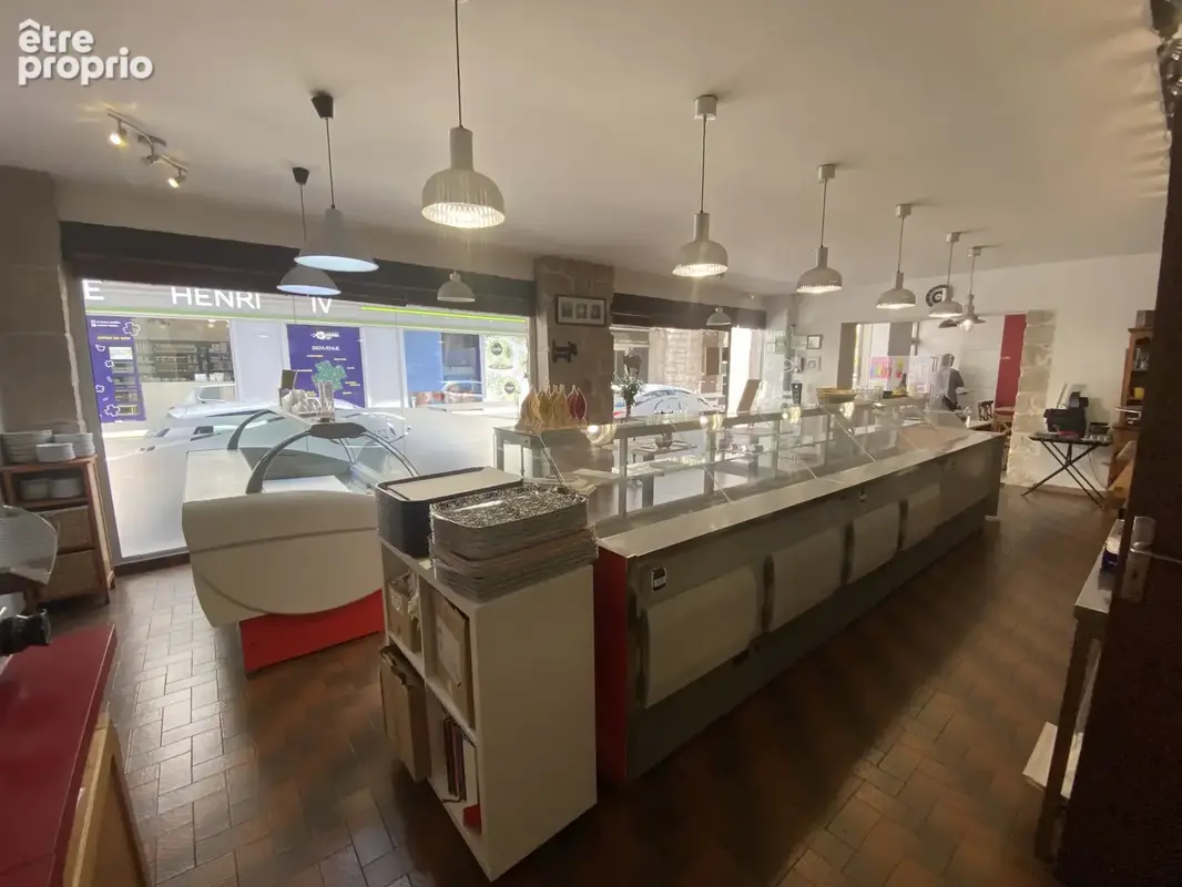 Local commercial à louer au coeur de l'écusson de Castres - photo 2