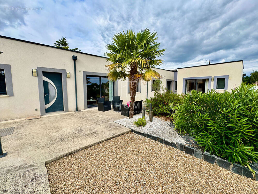 Maison à ROEZE-SUR-SARTHE