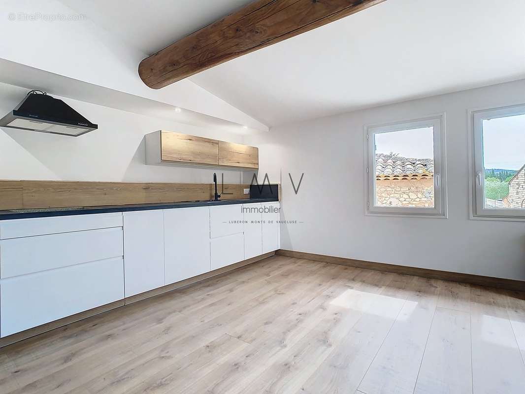 Maison à ROUSSILLON